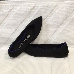 Rothy’s the point in black